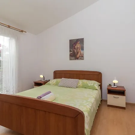 Cuk Apartment Slatine