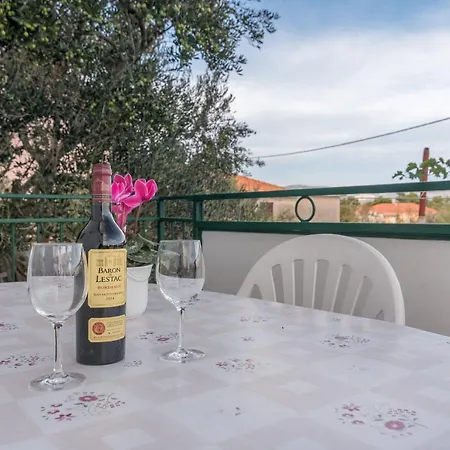 Cuk Apartman Slatine
