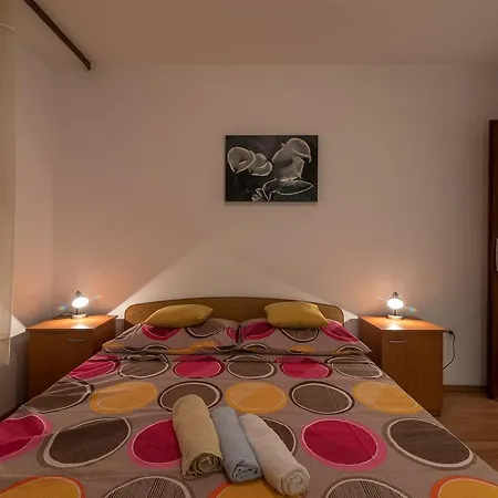 Cuk Apartman Slatine